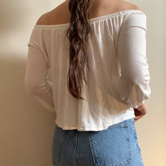 ECOTE off the shoulder top - Picture 5 of 7